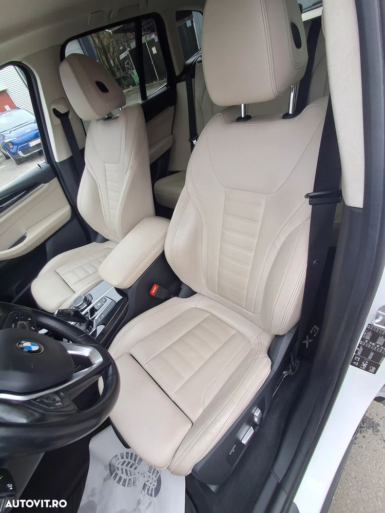 BMW X3 xDrive20d AT xLine - 11