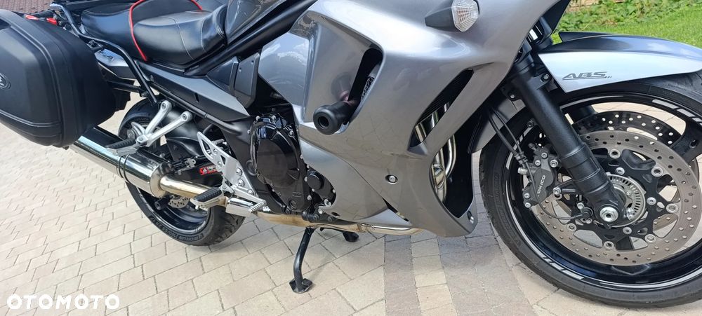 Suzuki GSX - 31