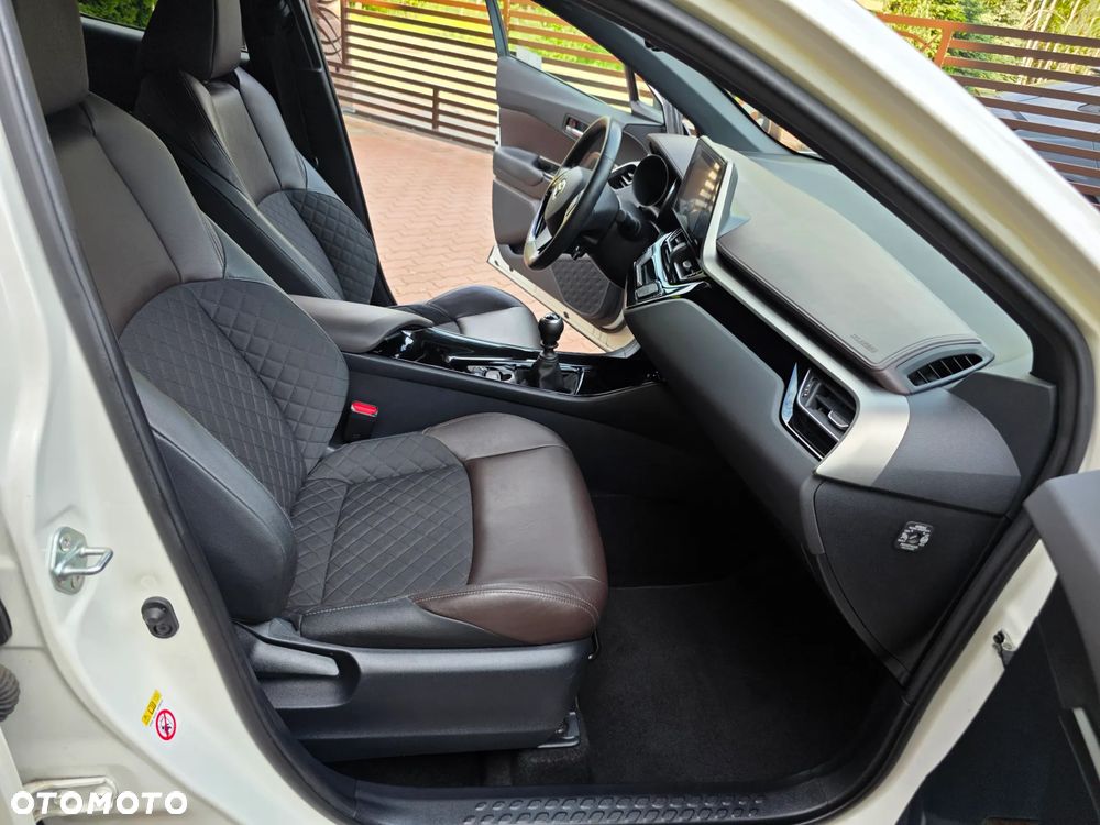 Toyota C-HR 1.2 T Prestige - 37