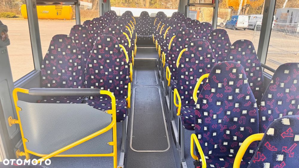 Mercedes-Benz Intouro / Euro 5/ Manual / 63 miejsc / mały przebieg / Cena: 99000 zł netto - 10