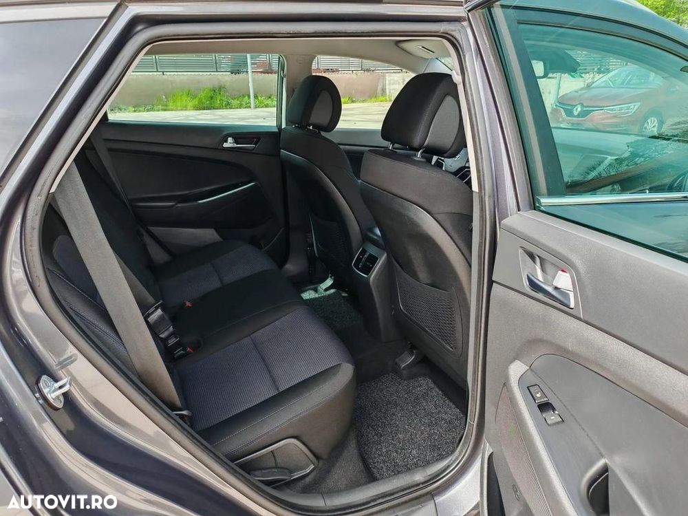Hyundai Tucson blue 1.7 CRDi 2WD DCT Premium - 7