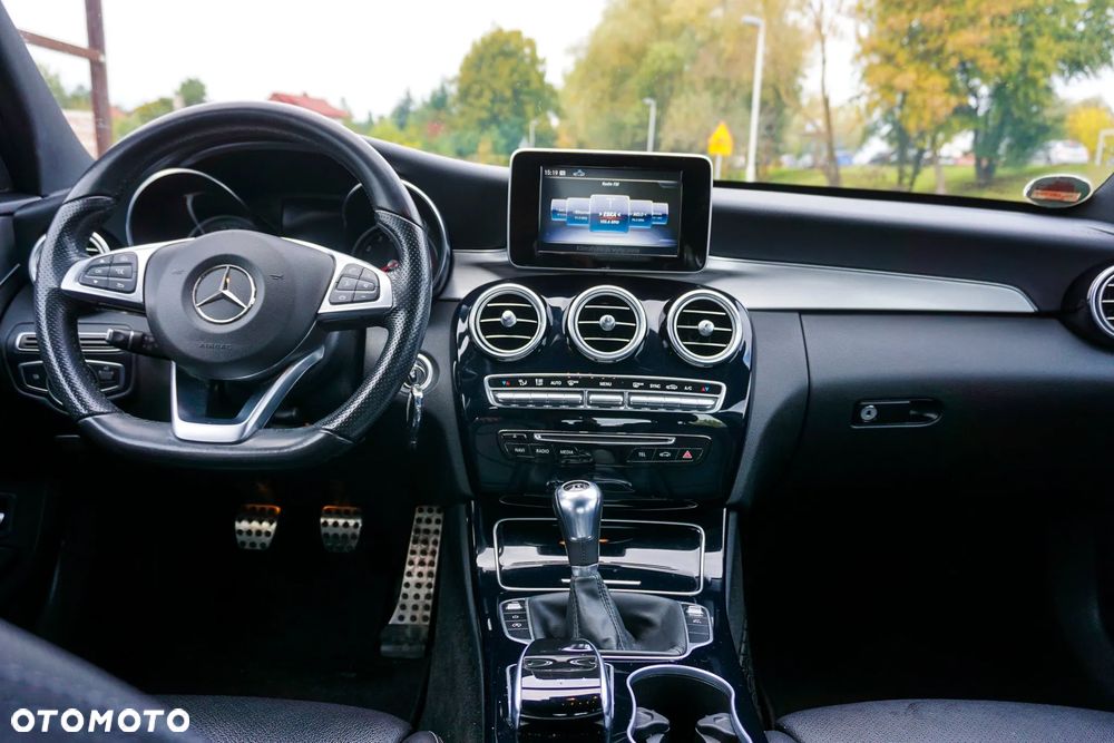 Mercedes-Benz Klasa C 180 AMG Line - 5