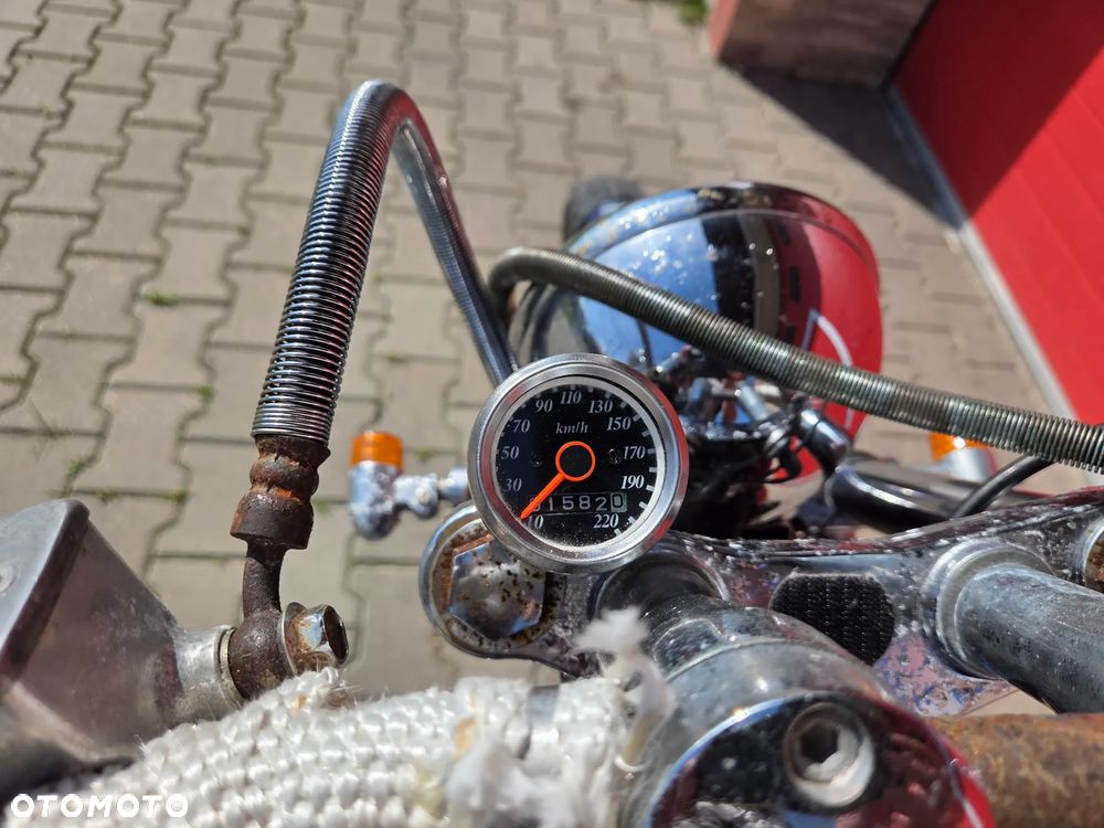 Suzuki Intruder - 11