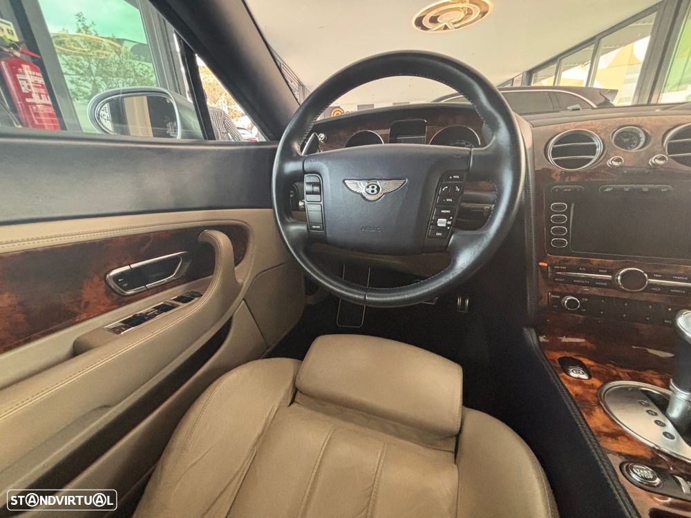 Bentley Continental GT - 12