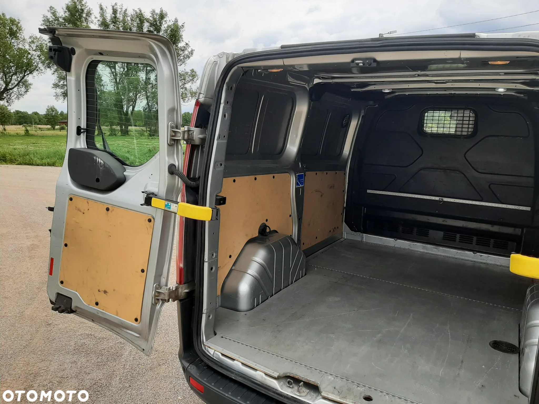 Ford Transit - 23