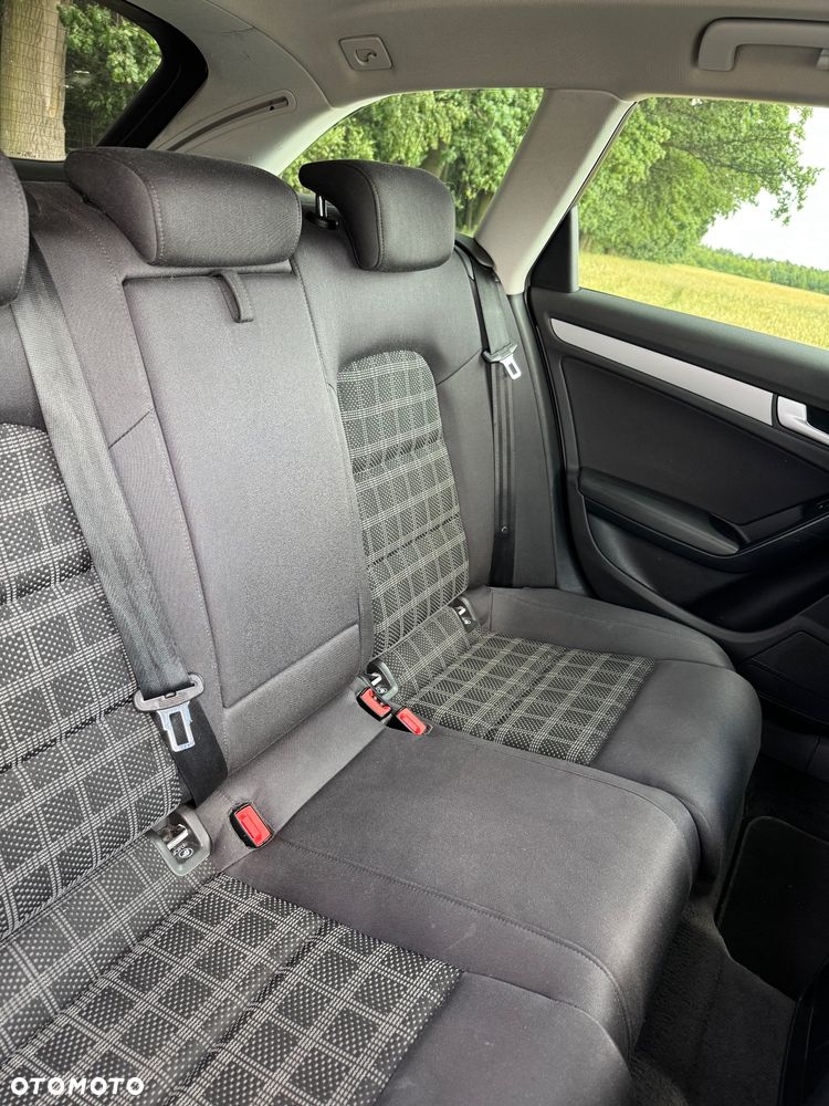 Audi A4 Avant 2.0 TDI Quattro - 14