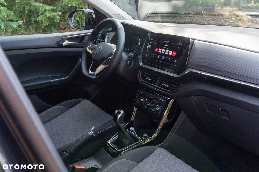Volkswagen T-Cross - 21