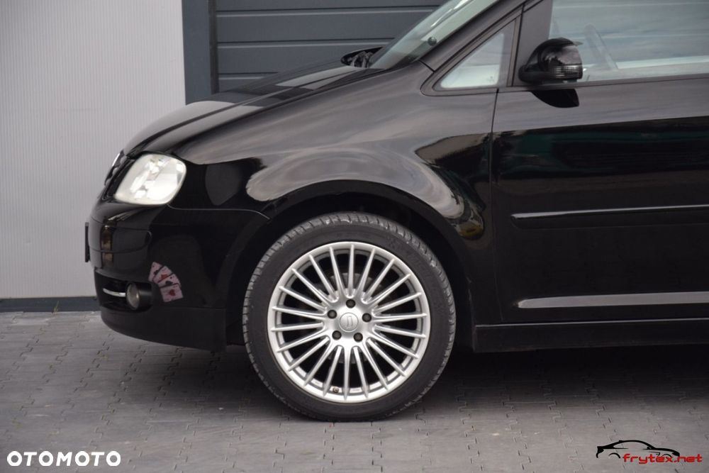 Volkswagen Touran - 7