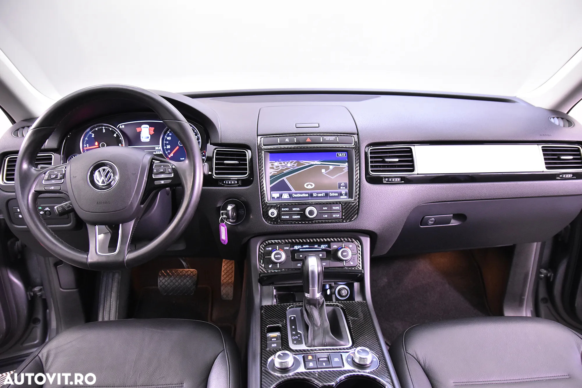 Volkswagen Touareg - 9
