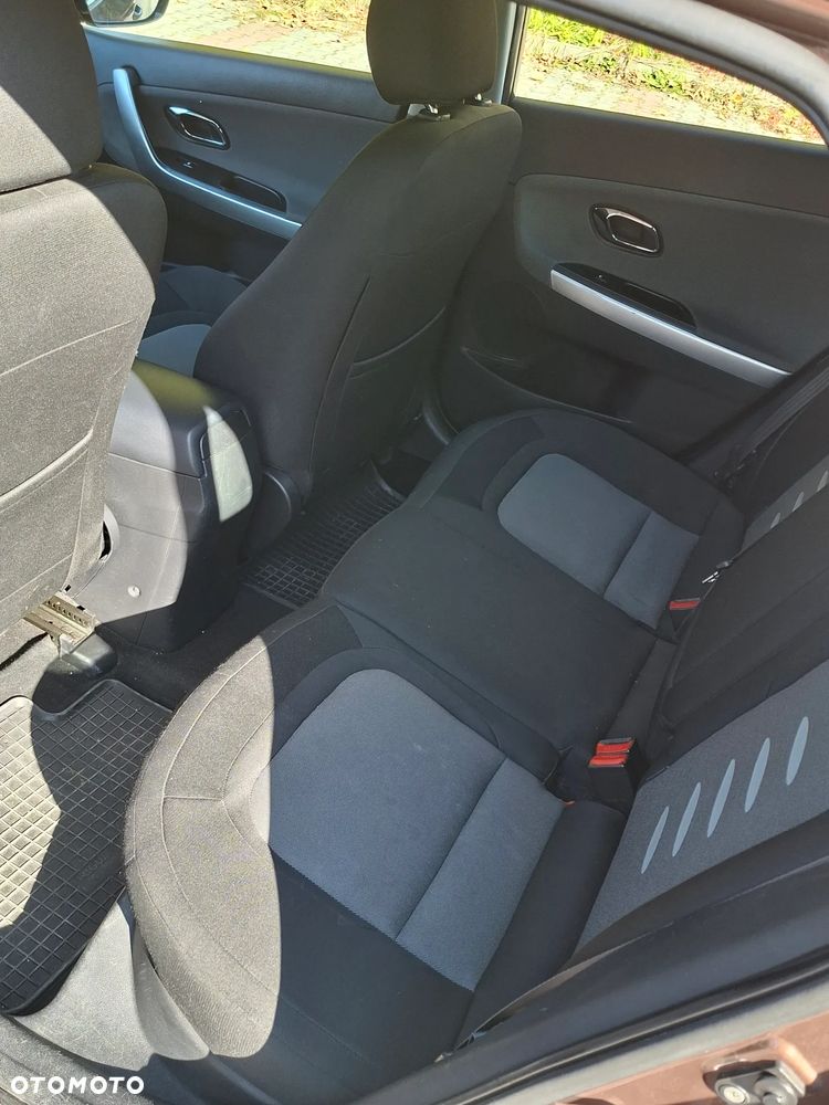 Kia Ceed - 7