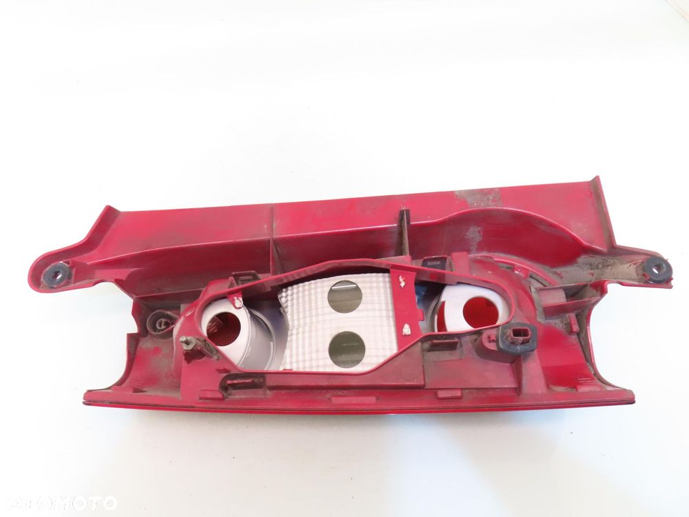 LAMPA PRAWA TYLNA PEUGEOT PARTNER II 9680607880 - 6