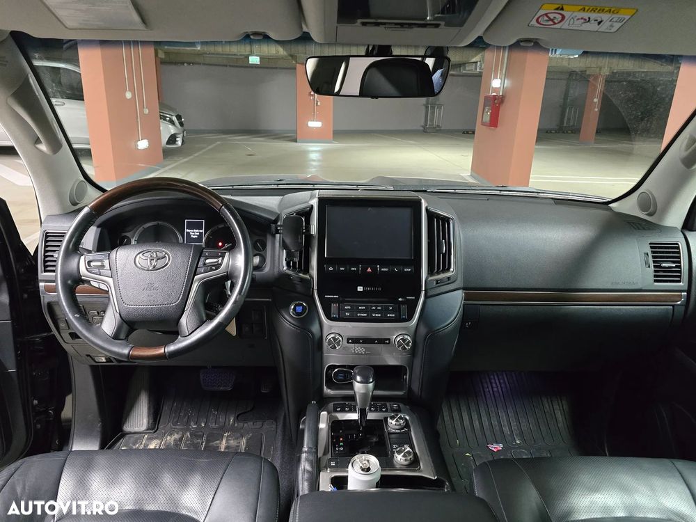 Toyota Land Cruiser 4.5 D-4D V8 Luxury - 5
