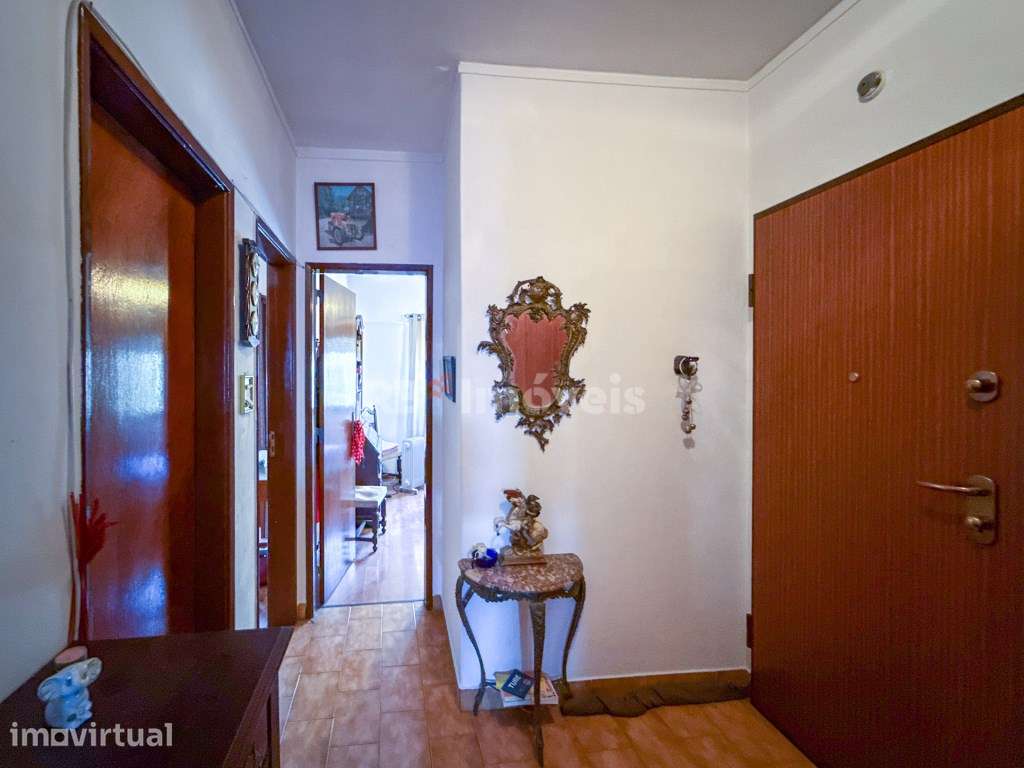 Apartamento T2 com sótão, na zona verde da cidade - Grande imagem: 3/31