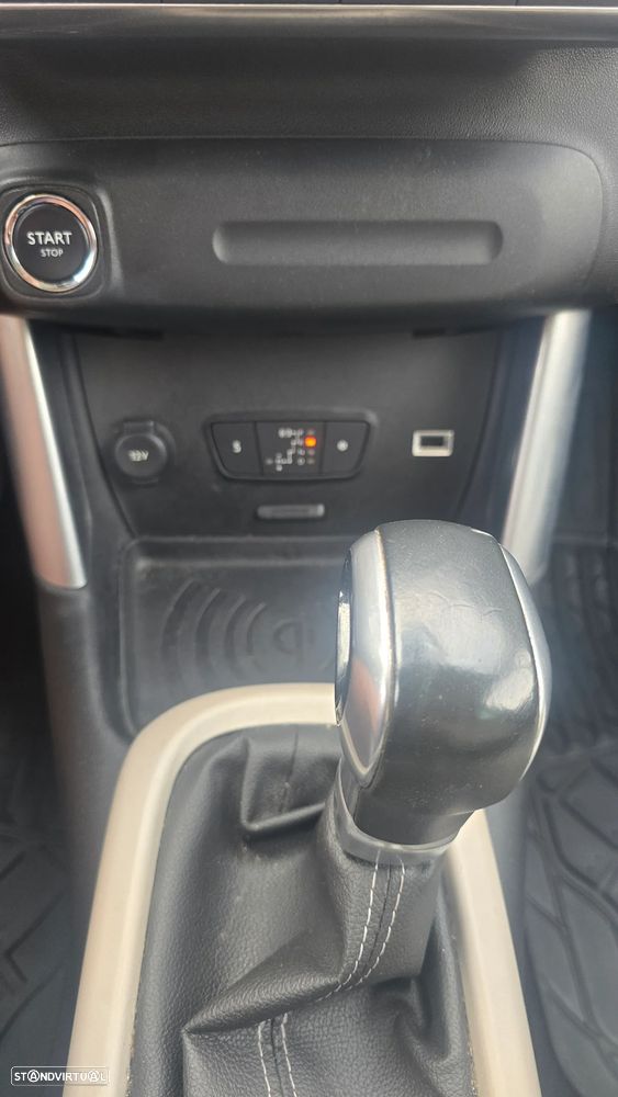 Citroën C3 Aircross 1.2 PureTech Shine EAT6 - 13