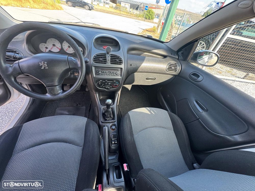 Peugeot 206 1.1 Black & Silver II - 6