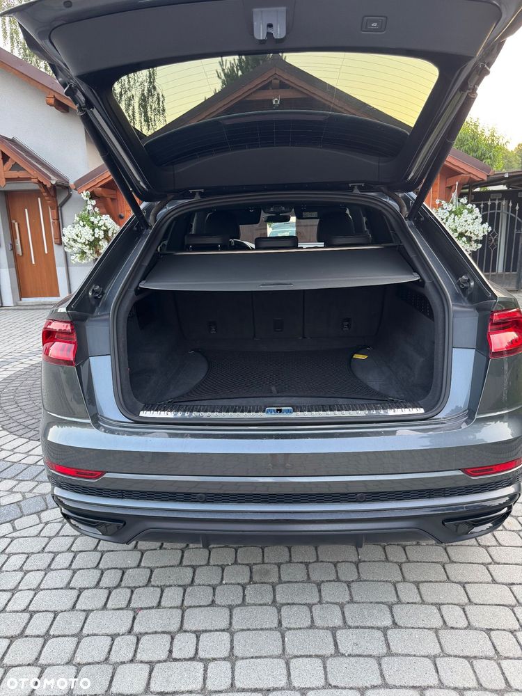 Audi Q8 - 13