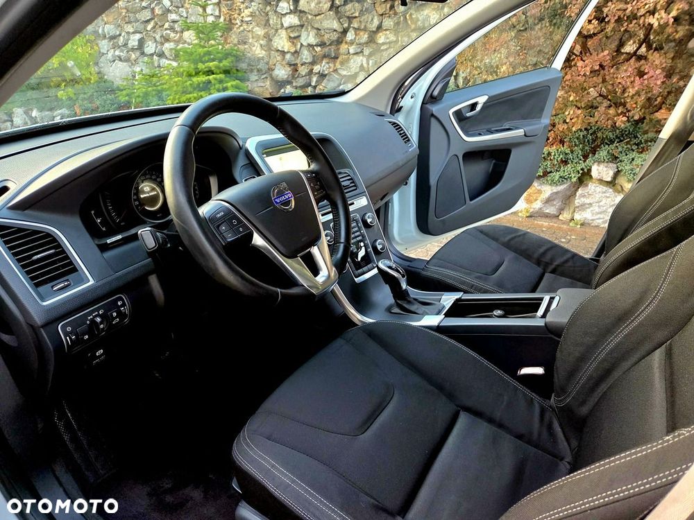 Volvo XC 60 - 8