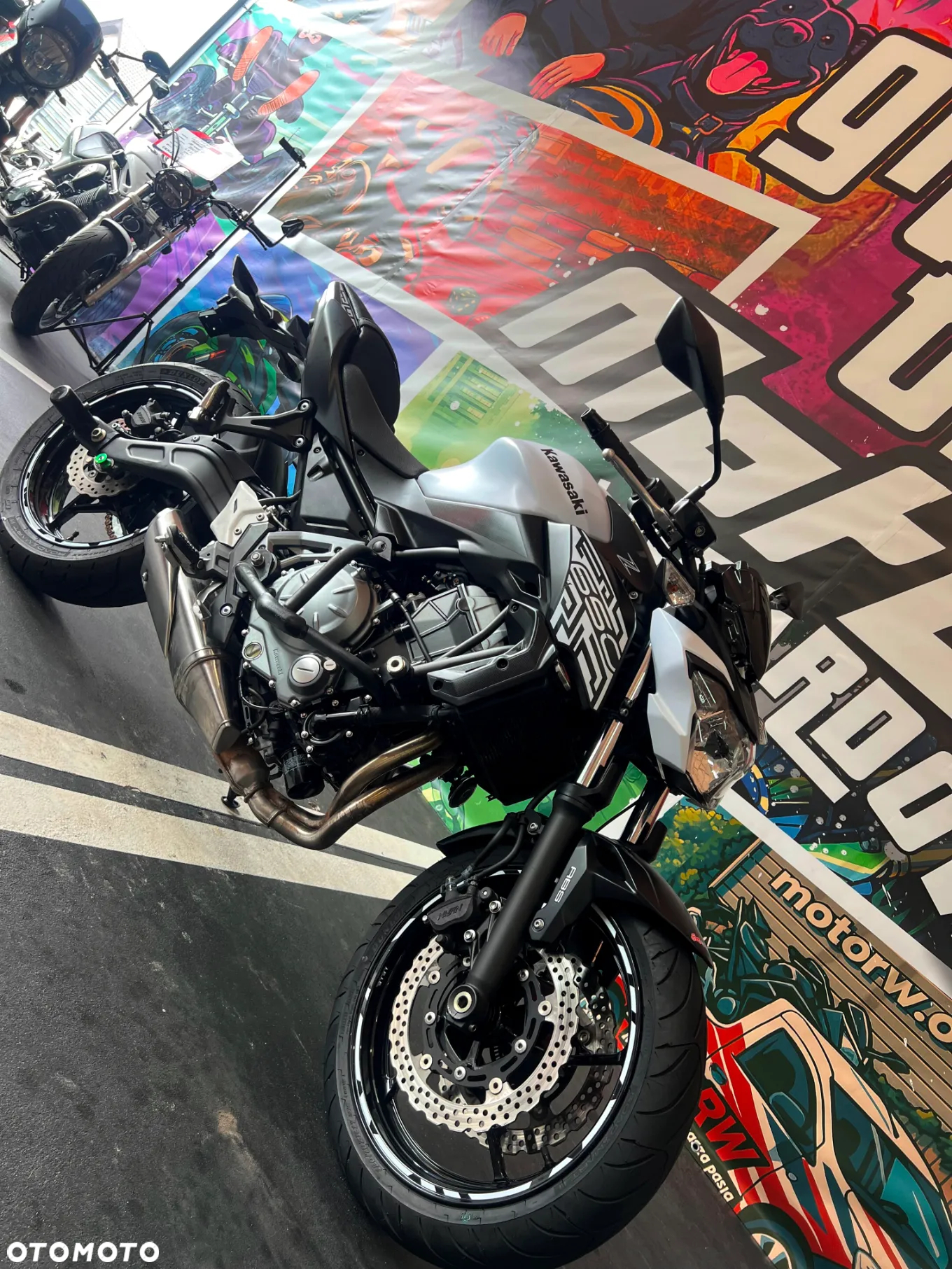 Kawasaki Z 650 - 15