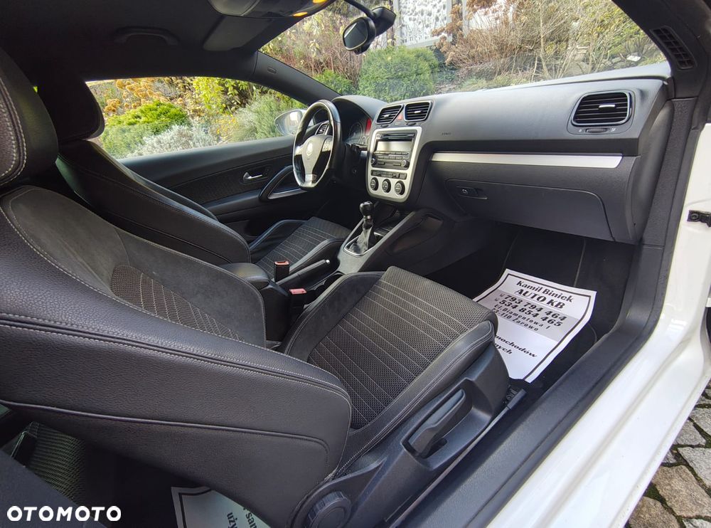 Volkswagen Scirocco - 14