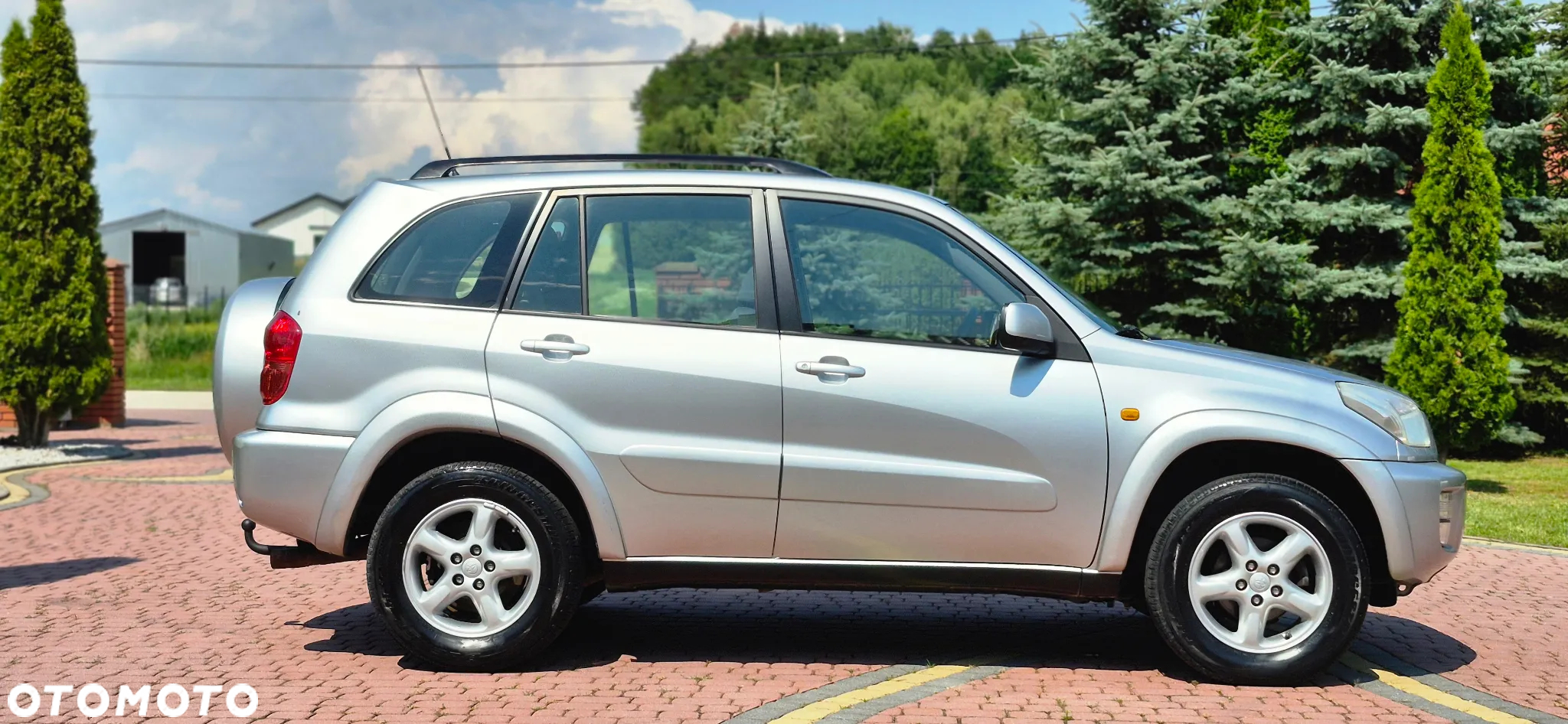 Toyota RAV4 2.0 VVT-i 4x4 - 4