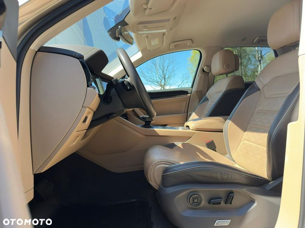 Volkswagen Touareg 3.0 V6 TDI SCR 4Mot Elegance - 9