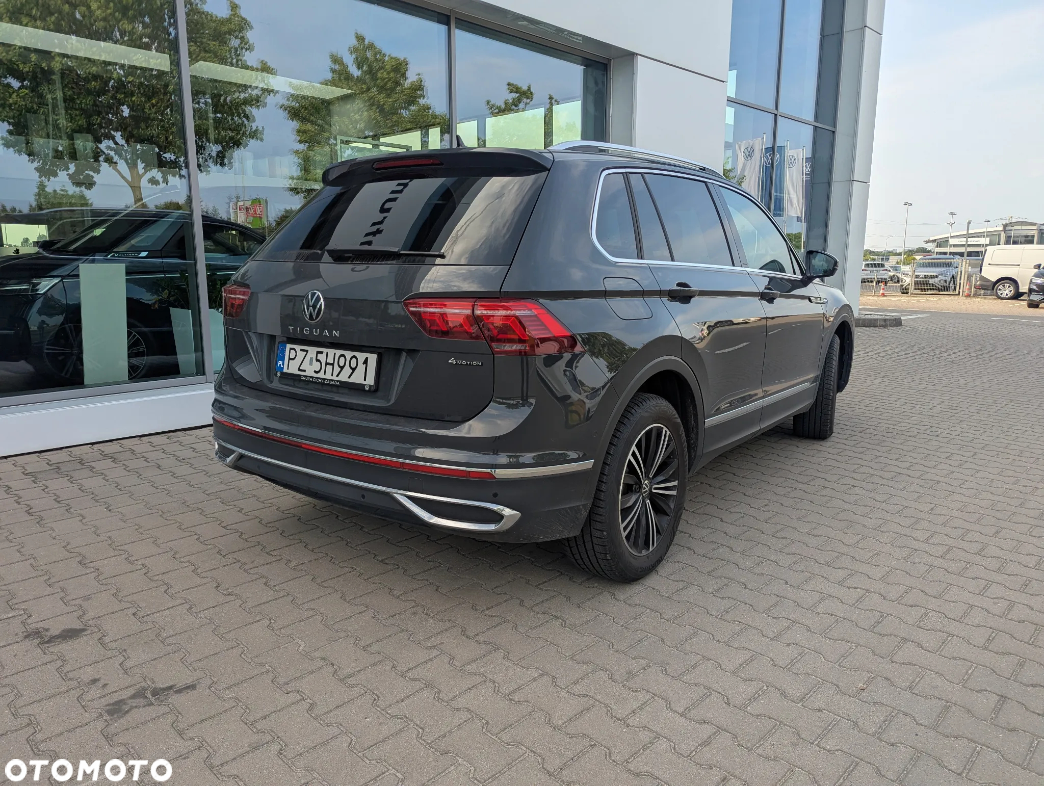 Volkswagen Tiguan 2.0 TSI 4Mot Elegance DSG - 5
