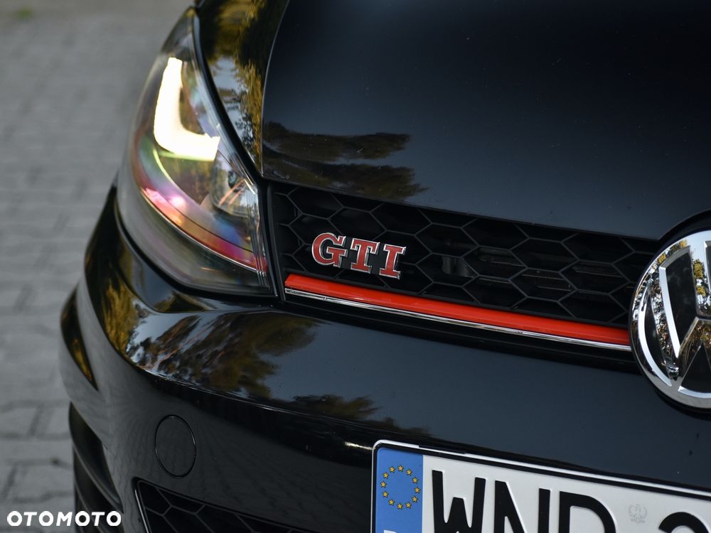 Volkswagen Golf GTI (BlueMotion Technology) DSG Performance - 3