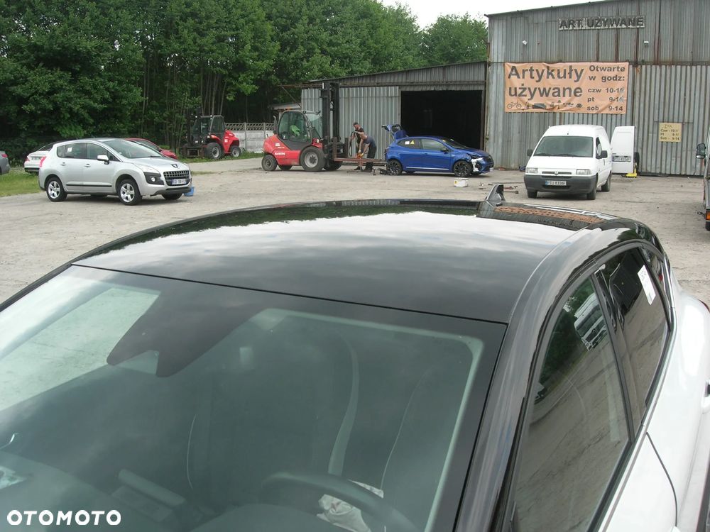 Renault Captur TCe Mild Hybrid 140 EDC GPF EVOLUTION - 9