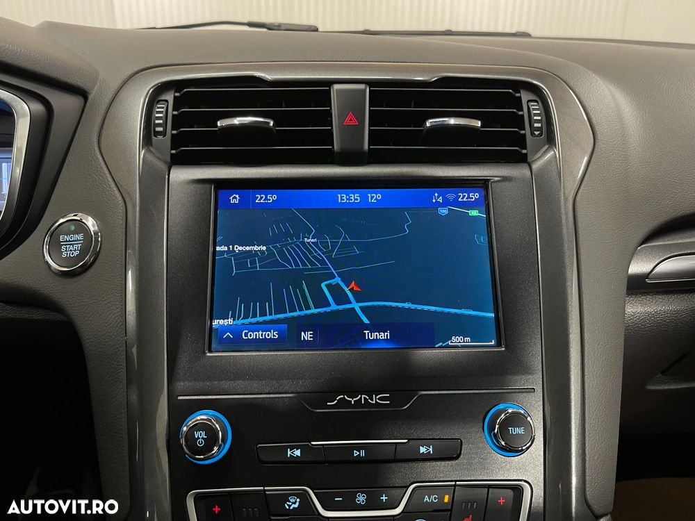 Ford Mondeo 2.0 HEV Titanium - 15