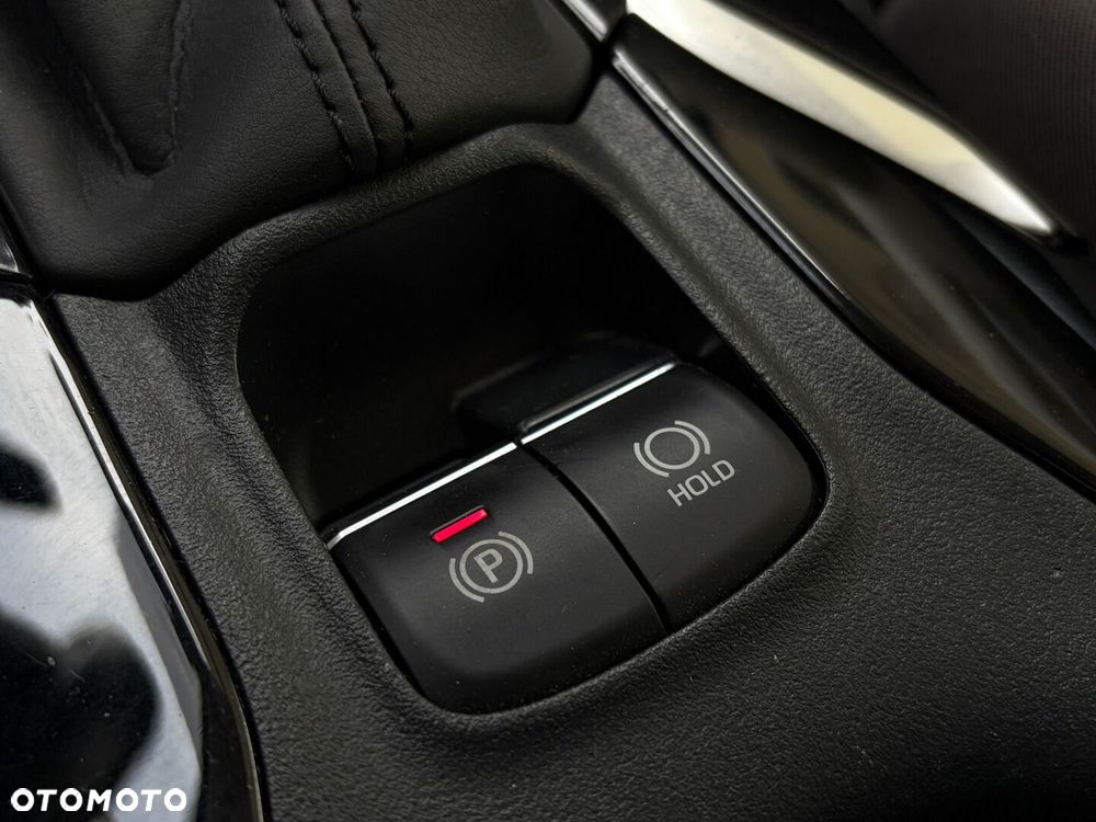 Toyota Corolla 1.8 Hybrid Comfort - 21