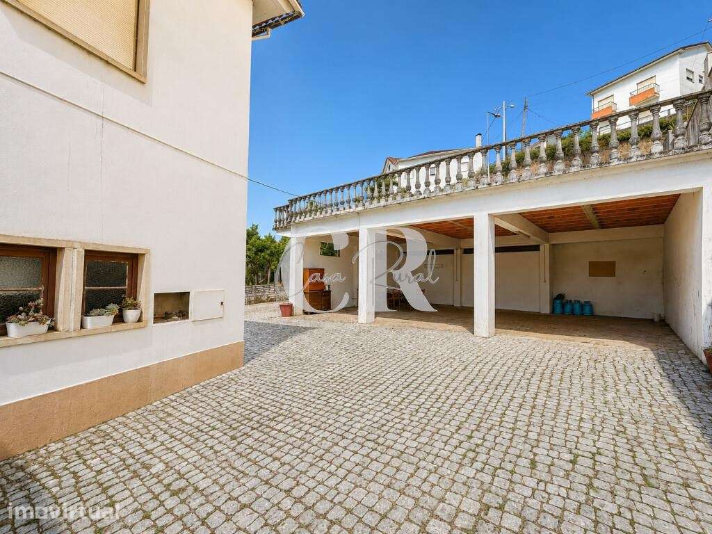 Prédio para investimento no centro de Castanheira de Pêra - Grande imagem: 5/60