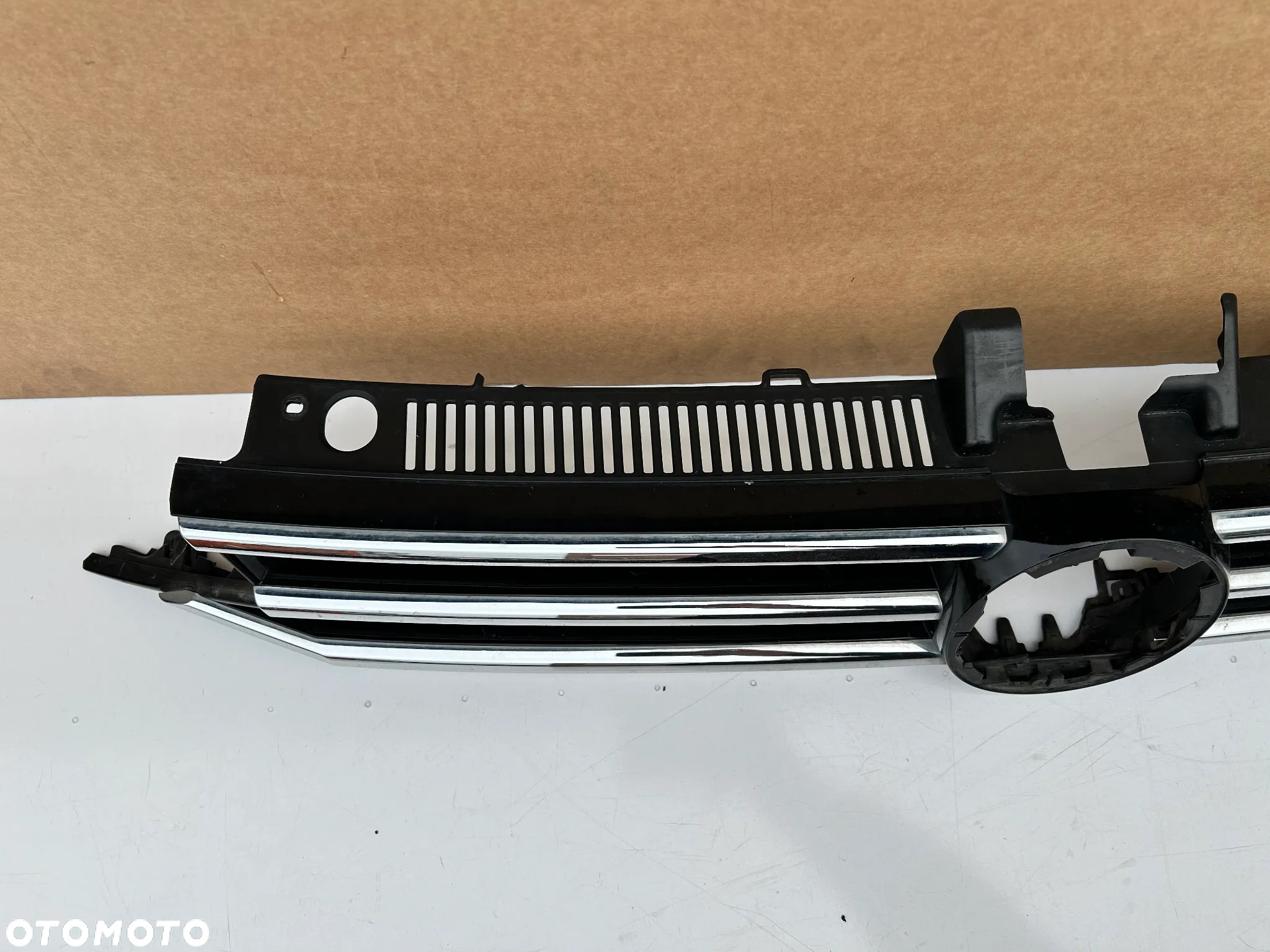 VOLKSWAGEN VW PASSAT B8 3G0 GRILL ATRAPA ZDERZAKA - 2