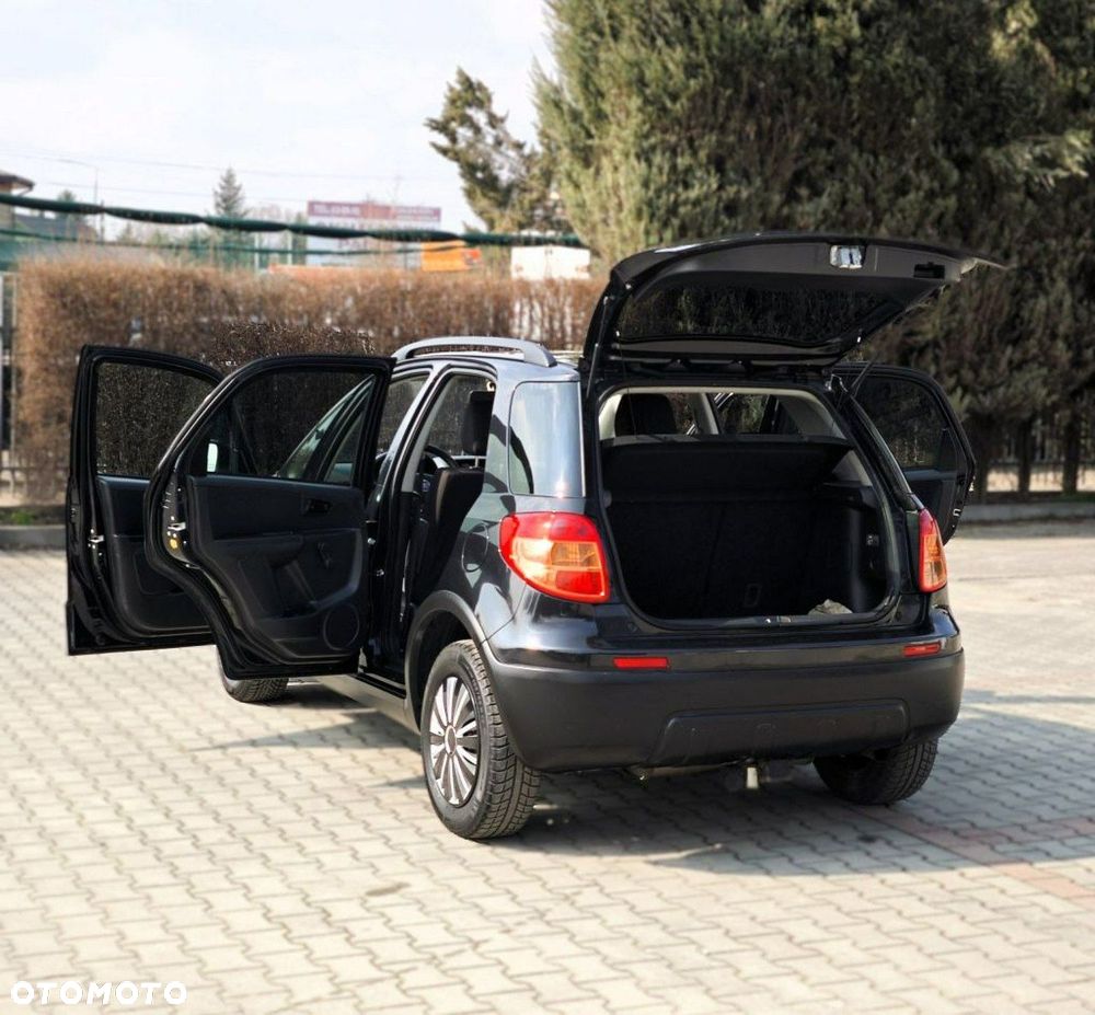 Fiat Sedici - 10
