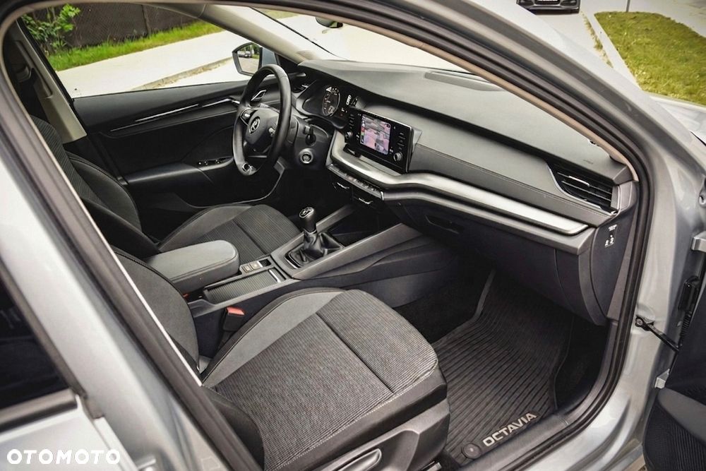 Skoda Octavia 2.0 TDI Ambition - 9