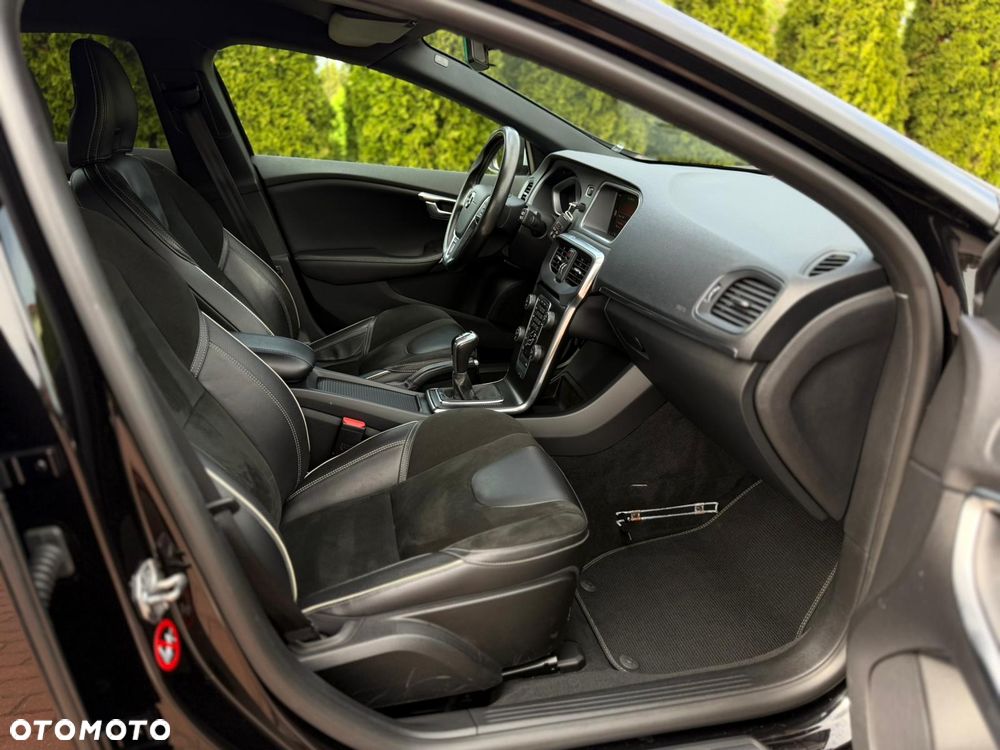 Volvo V40 D2 RDesign - 22