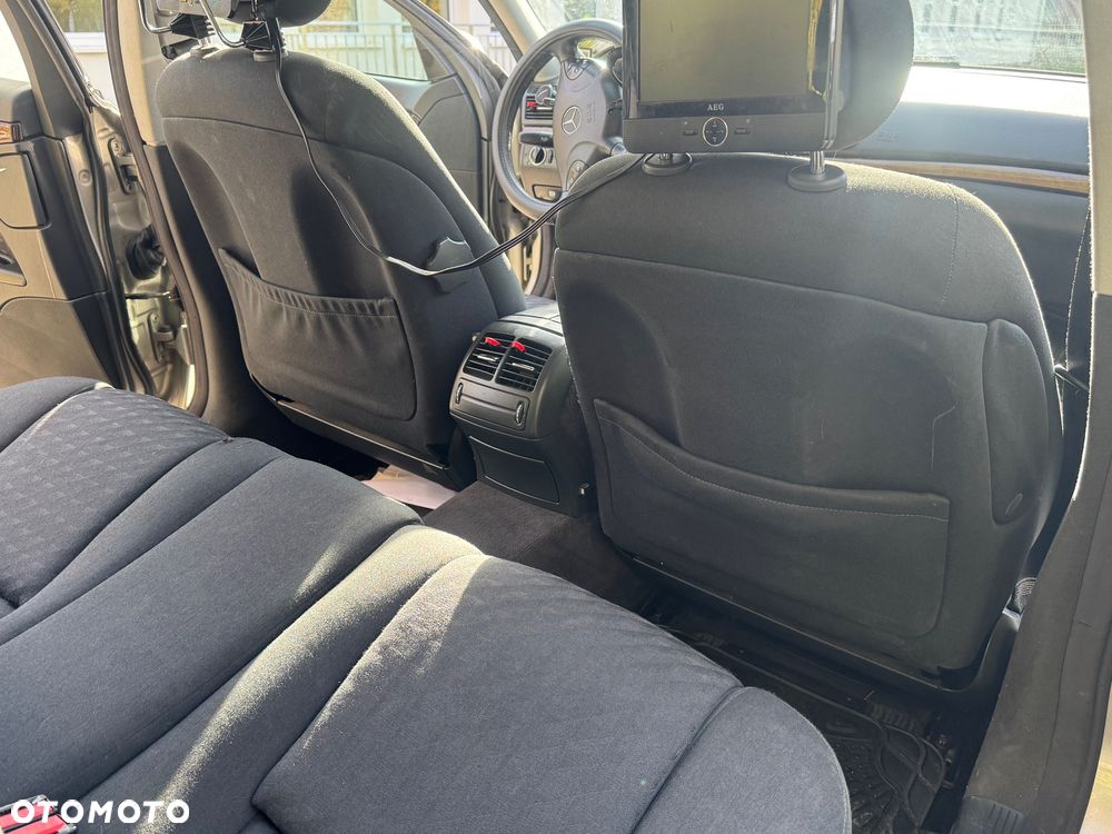 Mercedes-Benz Klasa E - 11