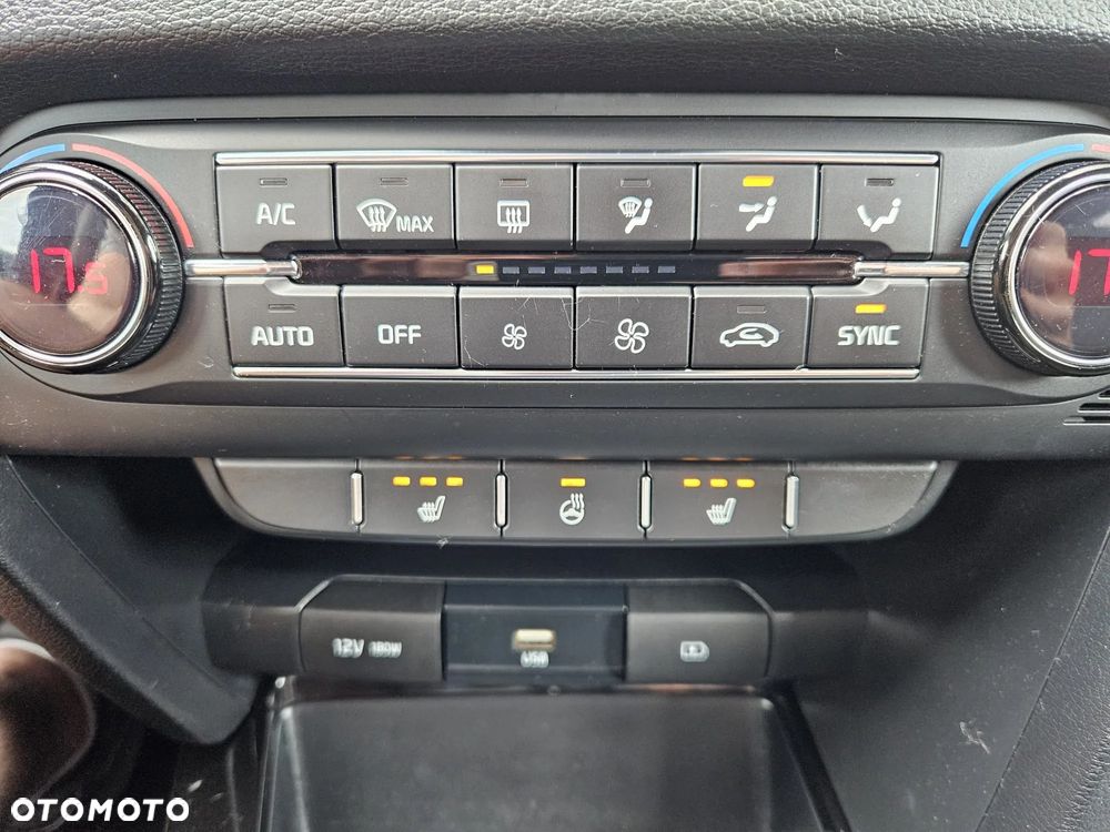 Kia Ceed 1.4 T-GDI OPF Vision - 31