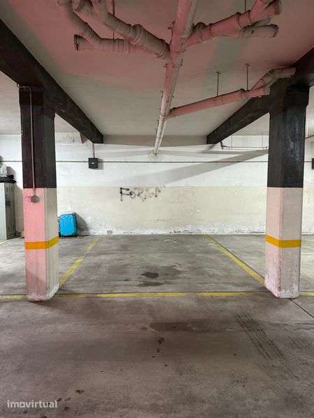 Garagem fechada - Grande imagem: 2/3