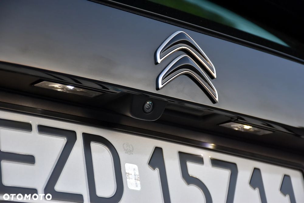 Citroën C4 BlueHDi 130 Stop&Start EAT8 FEEL PACK - 17