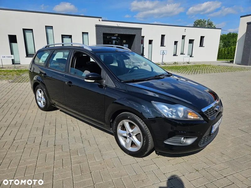 Ford Focus 1.6 Ambiente - 12