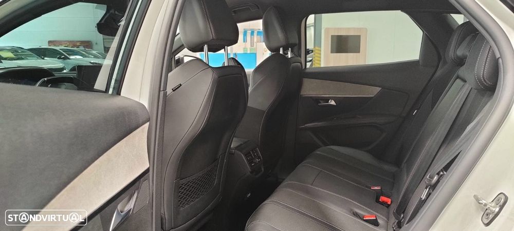 Peugeot 3008 1.6 Hybrid GT e-EAT8 - 16