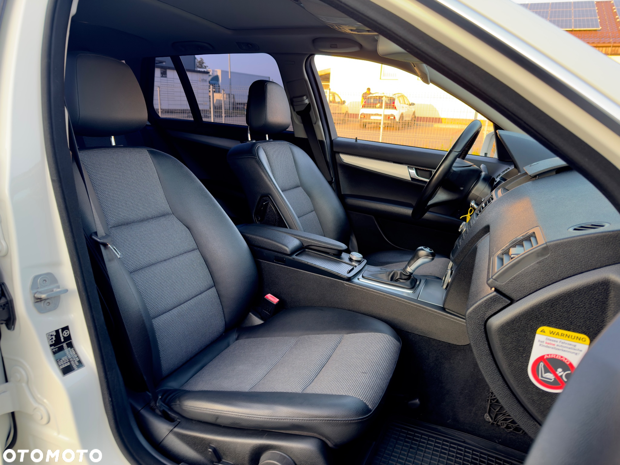 Mercedes-Benz Klasa C 180 T Kompressor Automatik BlueEFFICIENCY Special Edition - 12