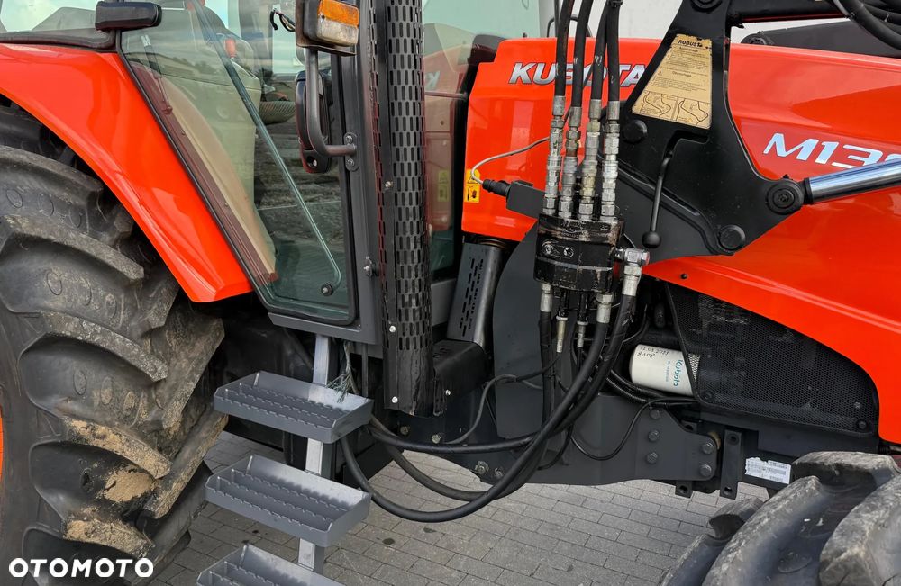 Kubota M130X - 3