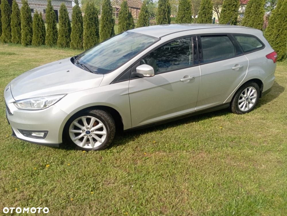 Ford Focus 1.5 TDCi DPF Start-Stopp-System Business - 12