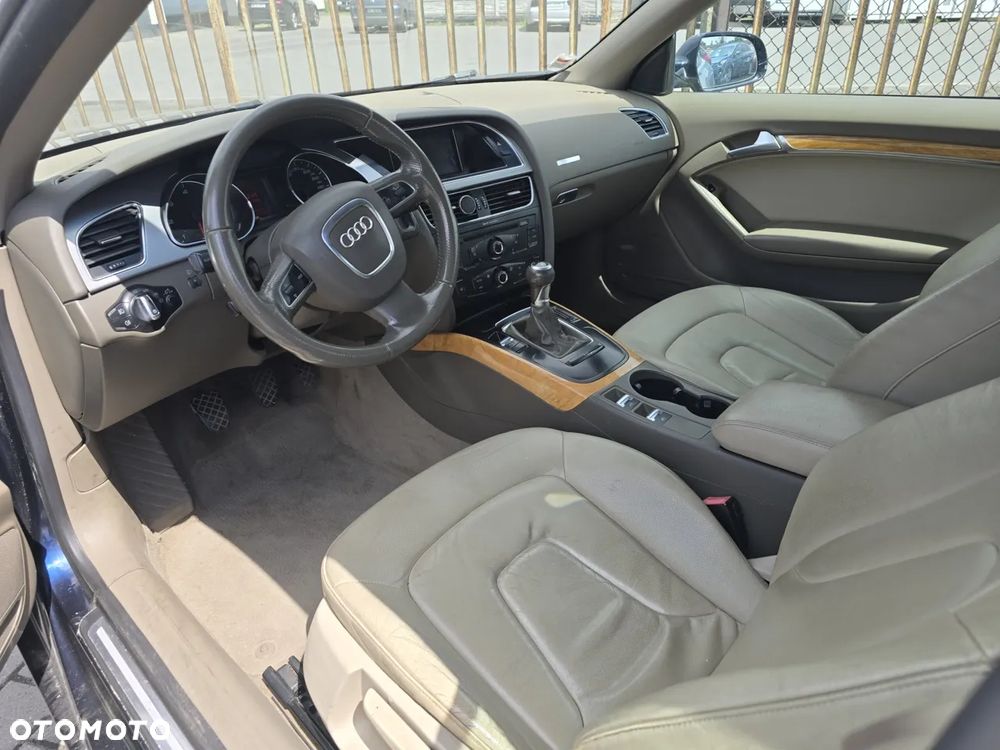 Audi A5 Cabrio - 8