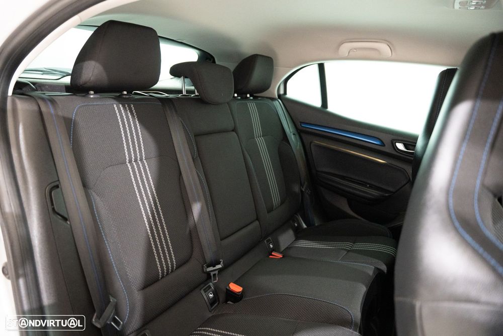 Renault Mégane 1.5 Blue dCi GT Line EDC - 27