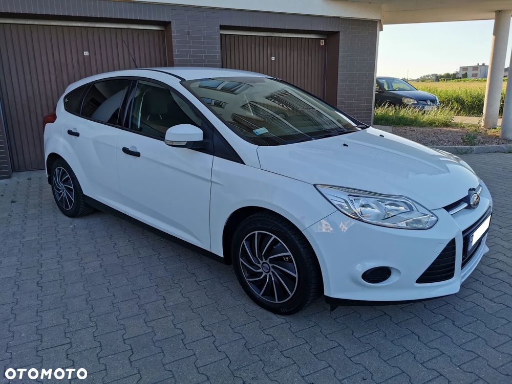 Ford Focus 1.0 EcoBoost Start-Stopp-System Champions Edition - 4