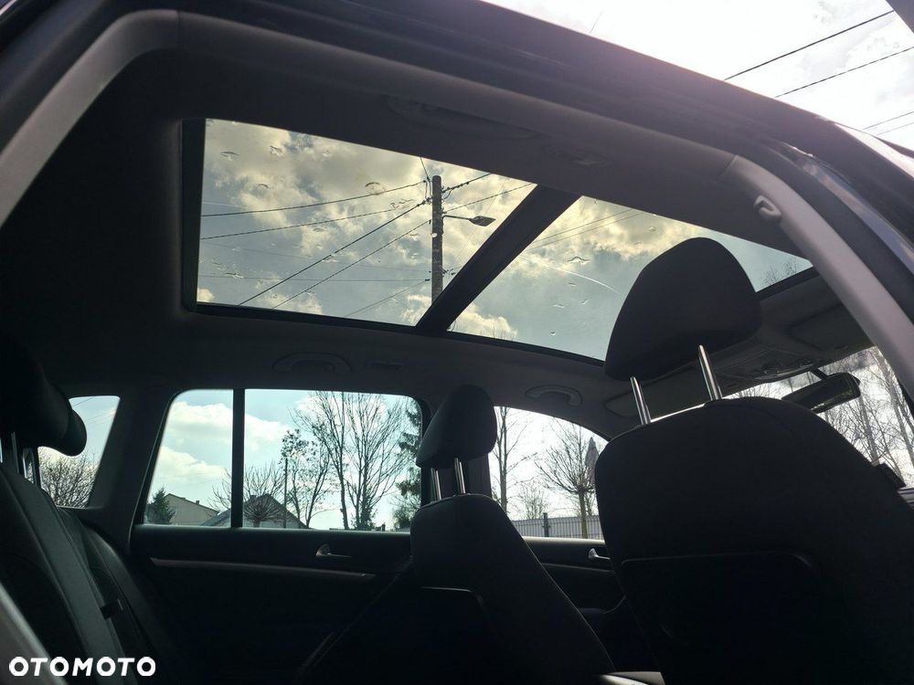 Volkswagen Tiguan - 11