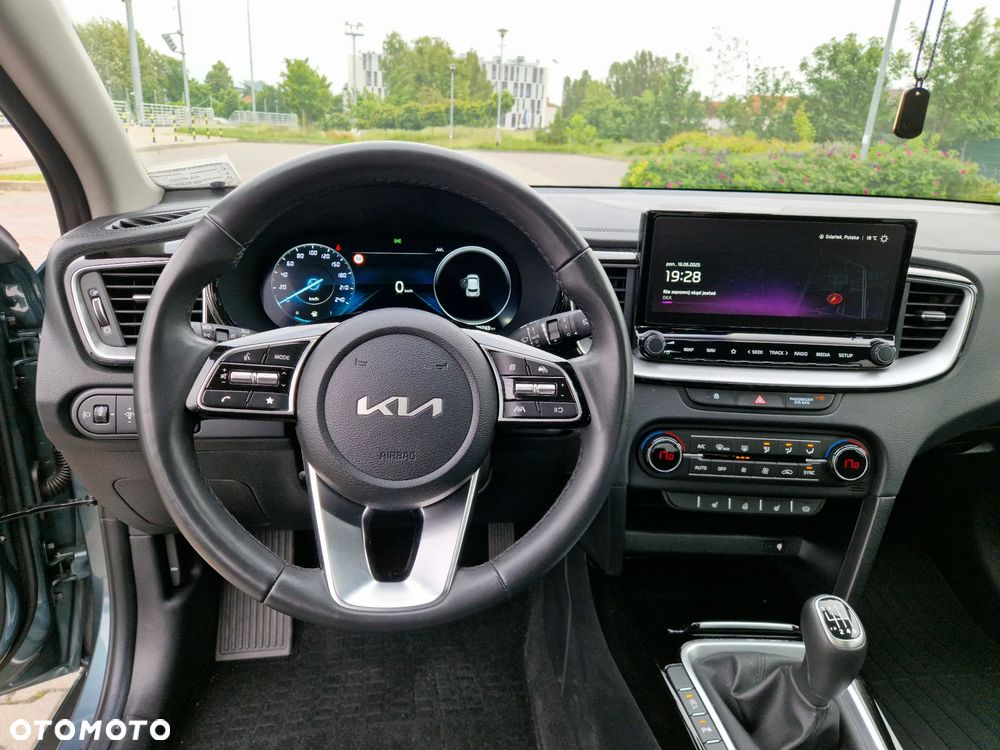 Kia XCeed 1.5 T-GDI Business Line - 9