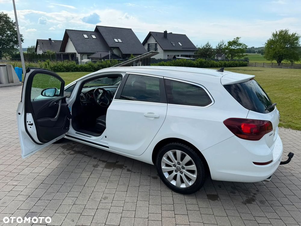 Opel Astra 2.0 CDTI Cosmo - 16
